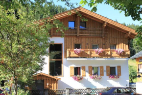 Отель Appartements Haus Rötelstein, Фильцмос